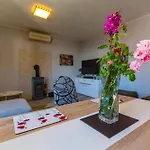 Casa Royal Semesterbostad Bribir (Primorje-Gorski Kotar)