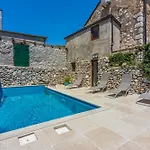 Casa Royal *