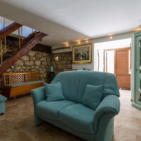 Semesterbostad Casa Royal Bribir (Primorje-Gorski Kotar)