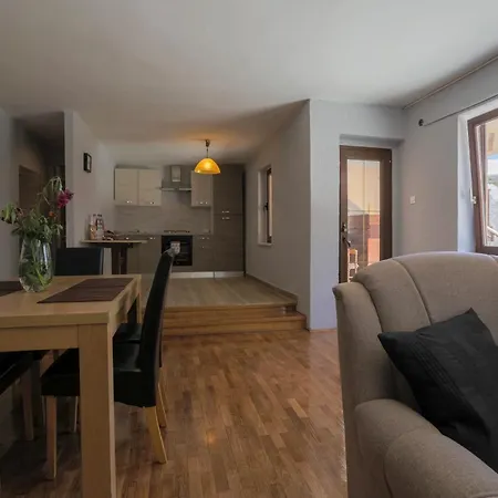 Casa Royal Holiday home Bribir (Primorje-Gorski Kotar)