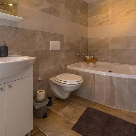 Holiday home Casa Royal *