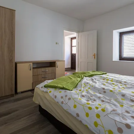 Holiday home Casa Royal Bribir (Primorje-Gorski Kotar)