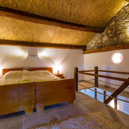 Casa Royal Holiday home Bribir (Primorje-Gorski Kotar)